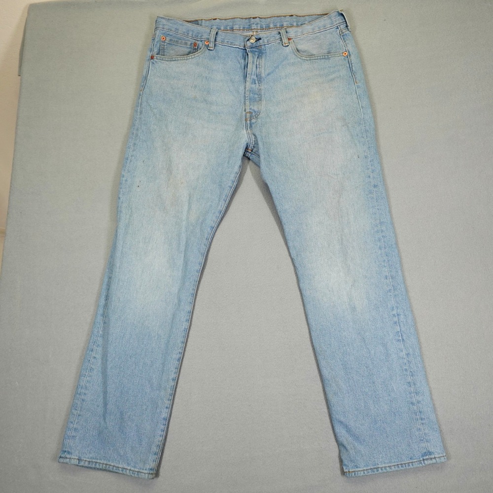 Levi 501 Jeans Mens 38x32 Blue Straight Leg Light‎ Wash Denim Casual